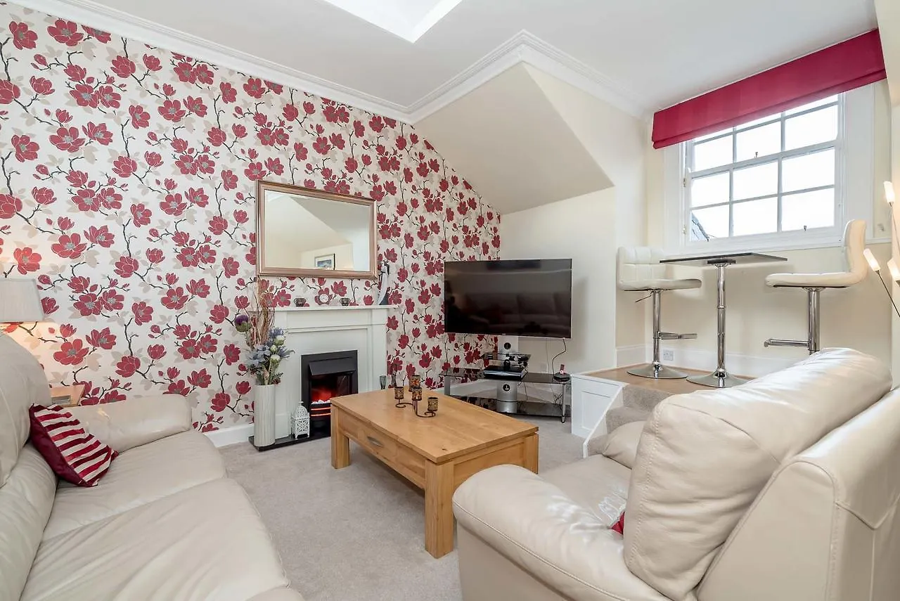 Castle Terrace Apartment