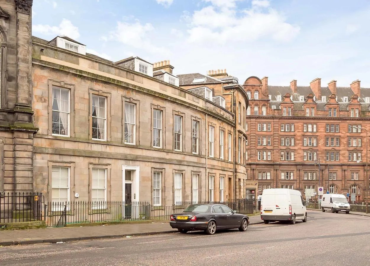 Castle Terrace Apartment